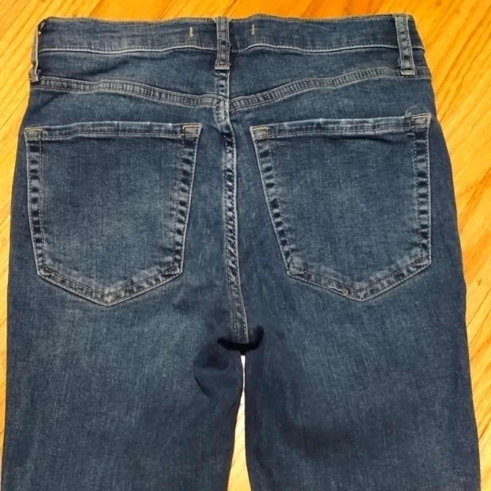 Free People Jean jegging Sz 27 Gently worn but good condition overall